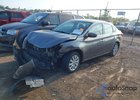 2018 Nissan Sentra S z USA, uszkodzony, nr VIN 3N1AB7AP3JY220102